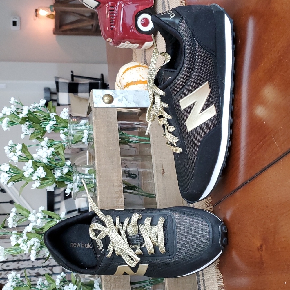 New Balance 410